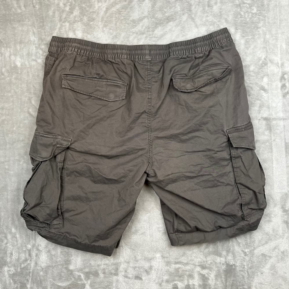 HM Mens Regular Fit Cargo Shorts Charcoal Grey Elastic Waist XXL Stretch - Picture 2 of 9